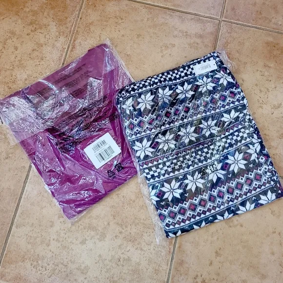❄ NWT‼️ GAP brand ladies pajama tee &amp; pant set