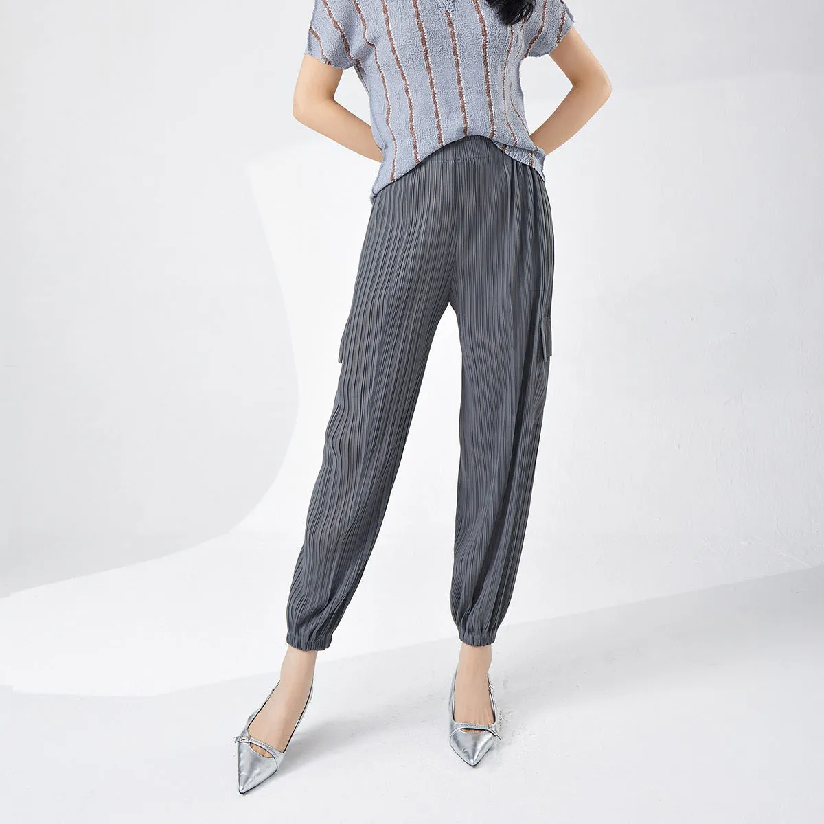 2025 Shenzhen Nanyou women's clothing pleated pants elastic waist loose and thin nine-point leggings versatile Sanzhai casual pants