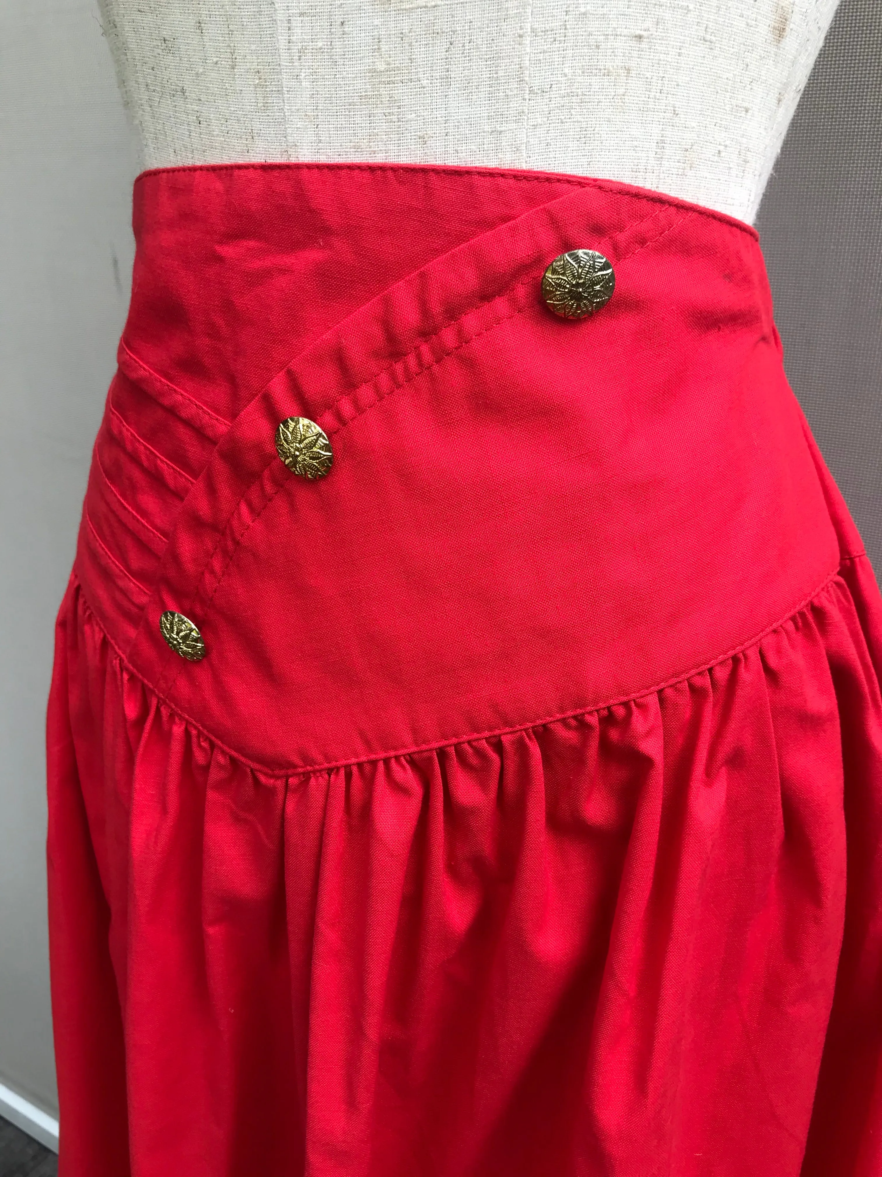80s Red Gold Buttons Flare Skirt