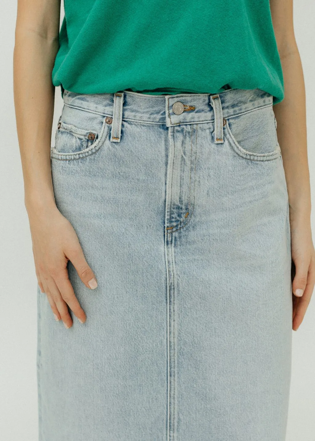 AGOLDE Della Skirt in Practice