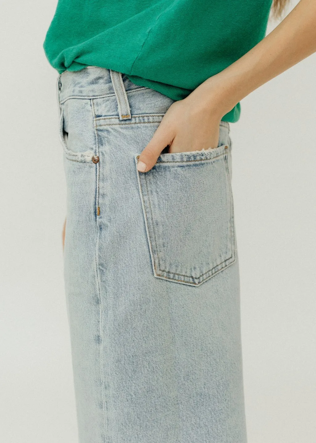 AGOLDE Della Skirt in Practice