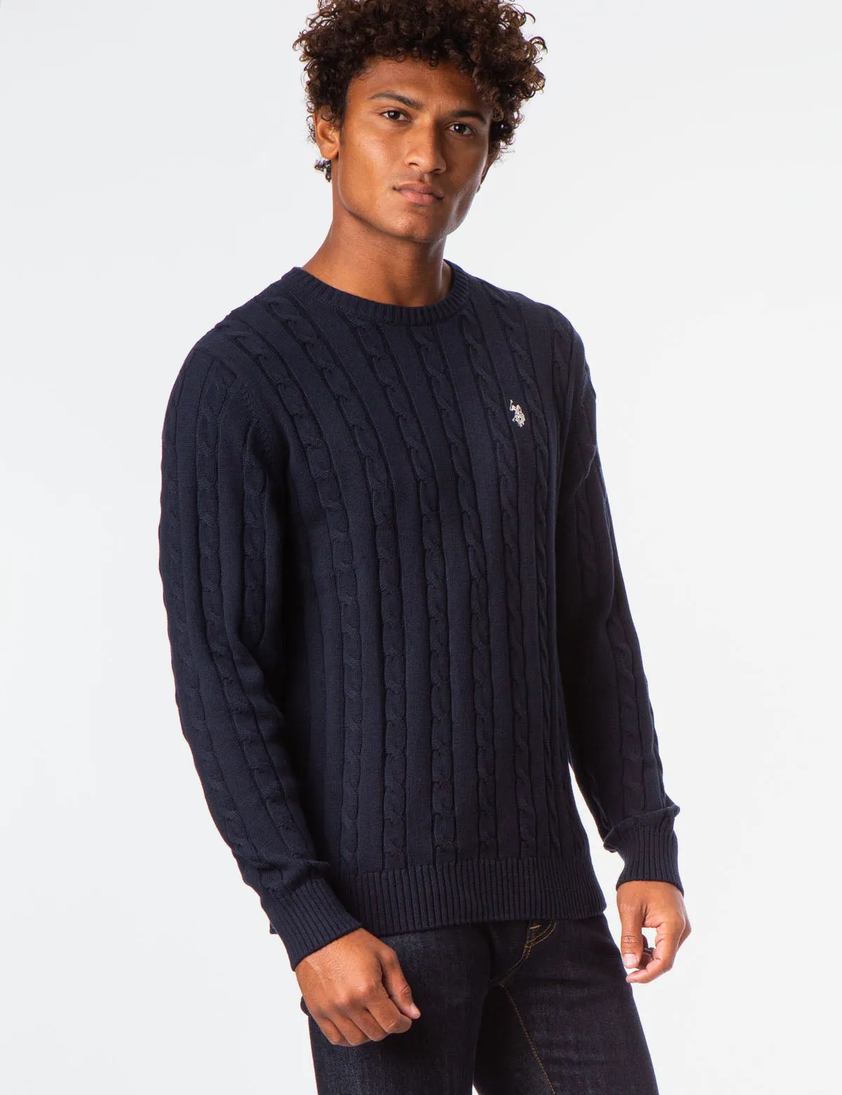 ALL OVER CABLE CREW NECK SWEATER