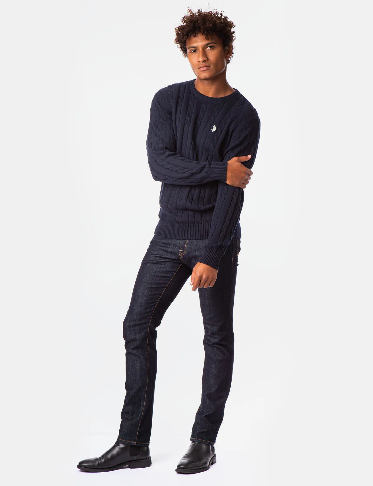 ALL OVER CABLE CREW NECK SWEATER