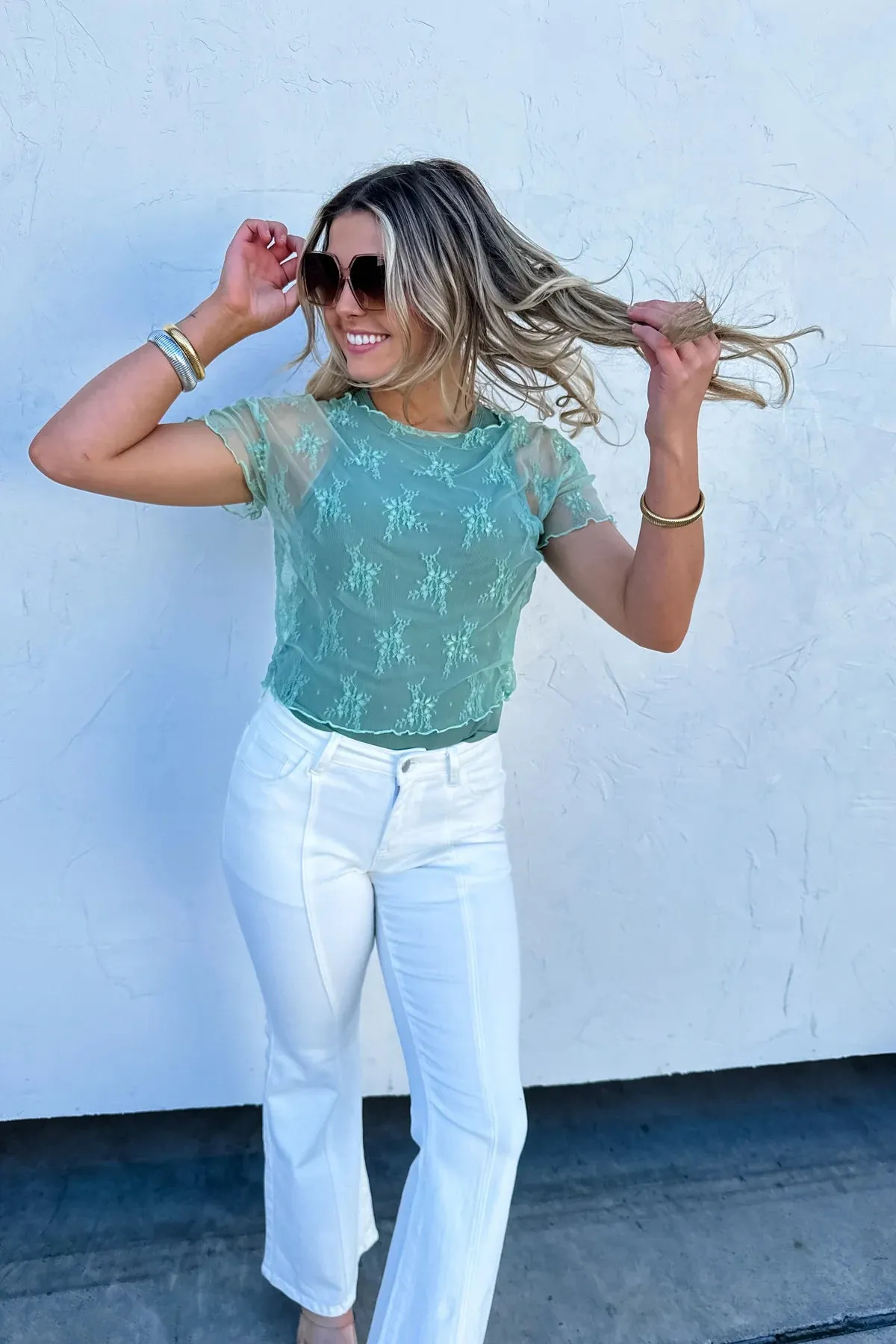 ALLE SHORT SLEEVE LACE TOP