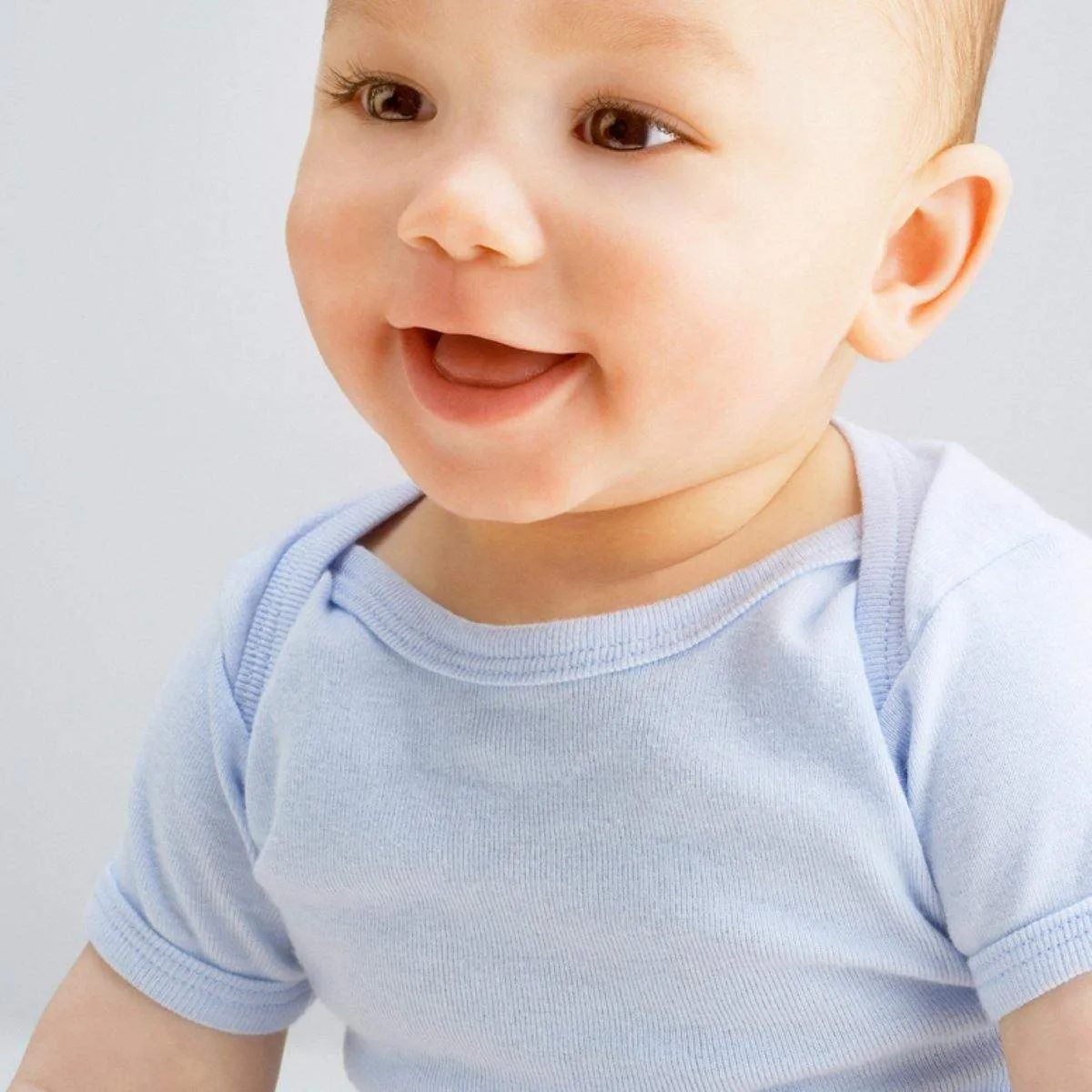 Bambini Boys' 26 Piece Layette Set (NB,S,M,L)