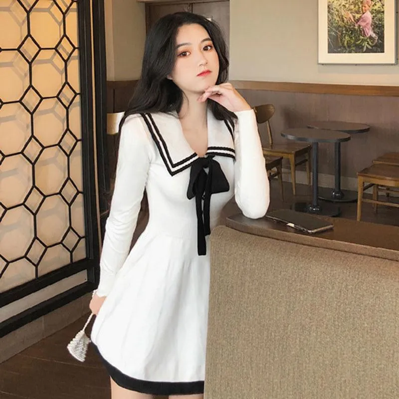BLACK/WHITE CUTE BOW KNITTED DRESS UB2673