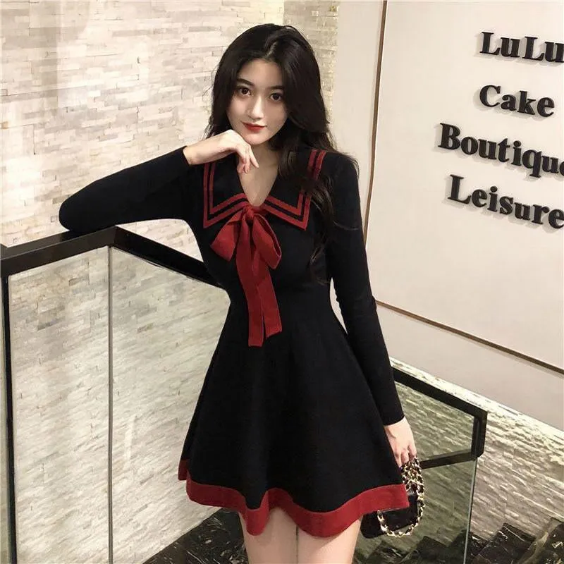BLACK/WHITE CUTE BOW KNITTED DRESS UB2673