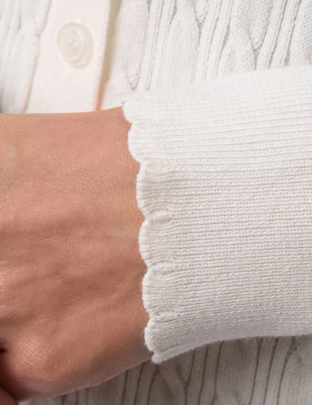 CABLE KNIT CARDIGAN