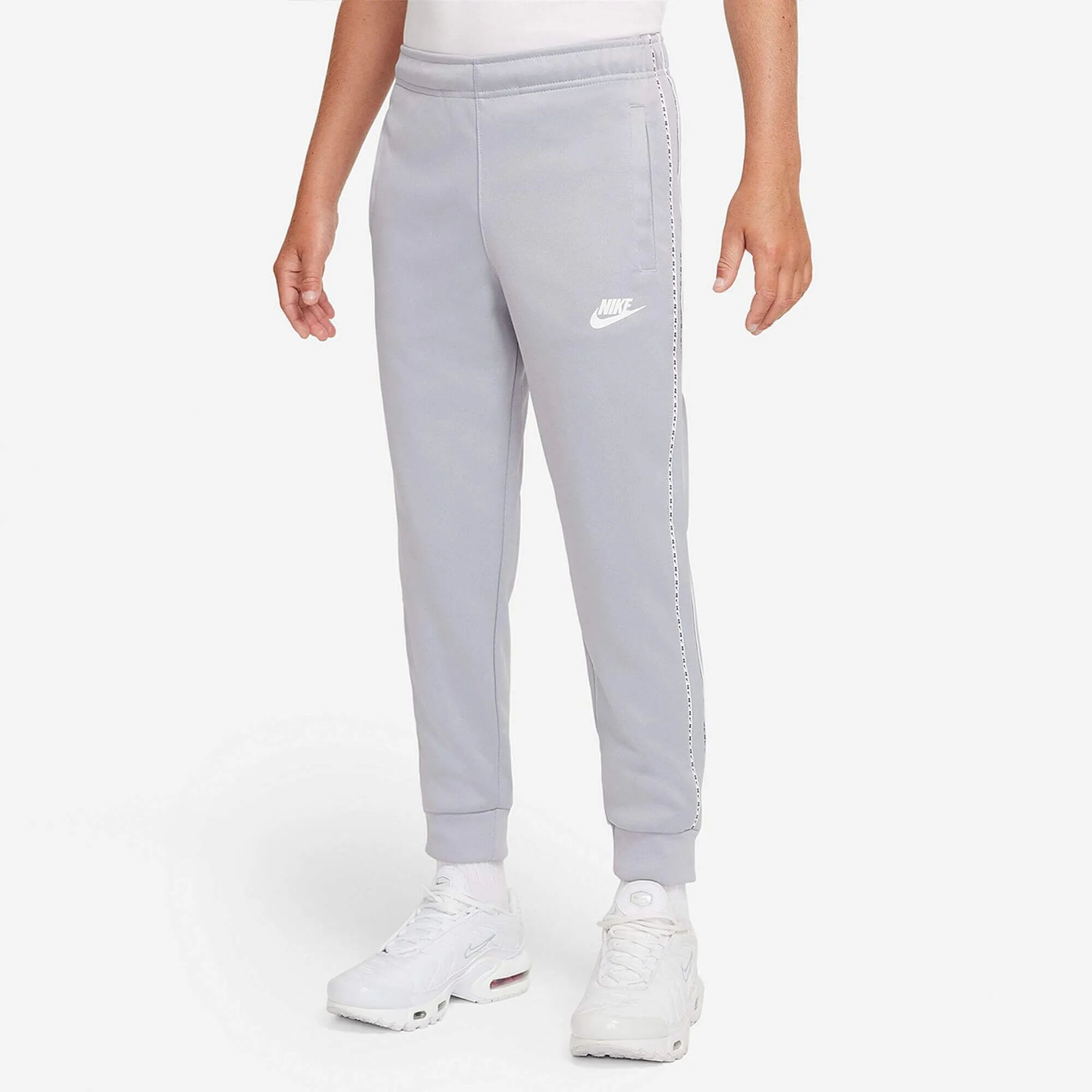 Detské tepláky Nike Older Boys Repeat Fleece Pants Grey Junior šedé