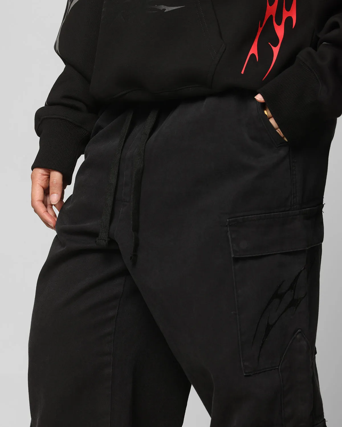 Ed Hardy Electric Cargo Pants Washed Black