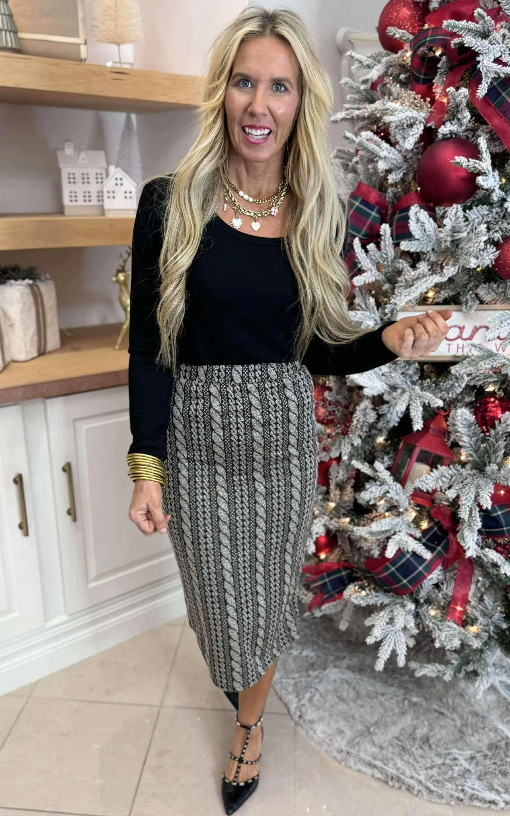 Elastic Waist Back Slit Midi Skirt