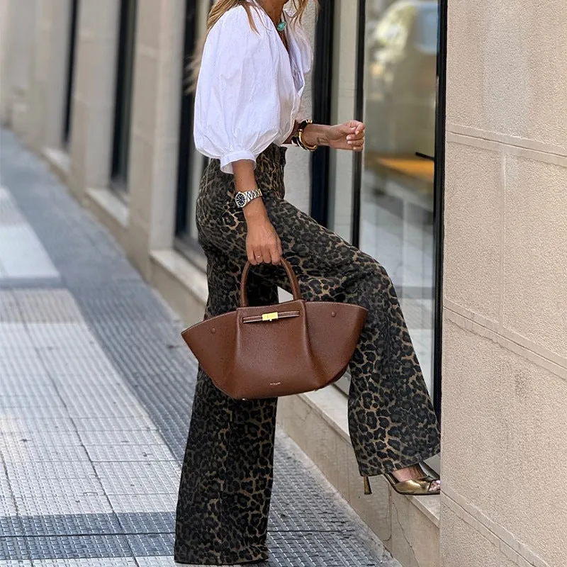 Fierce and Flattering Leopard Print Pants for Bold Spring and Summer Style