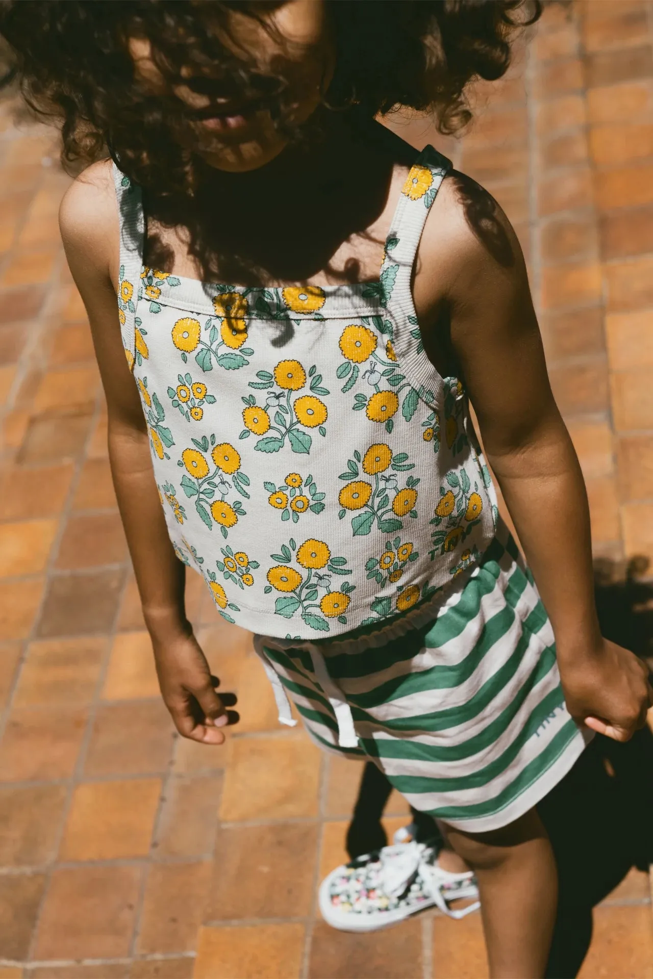 FLOWERS TOP