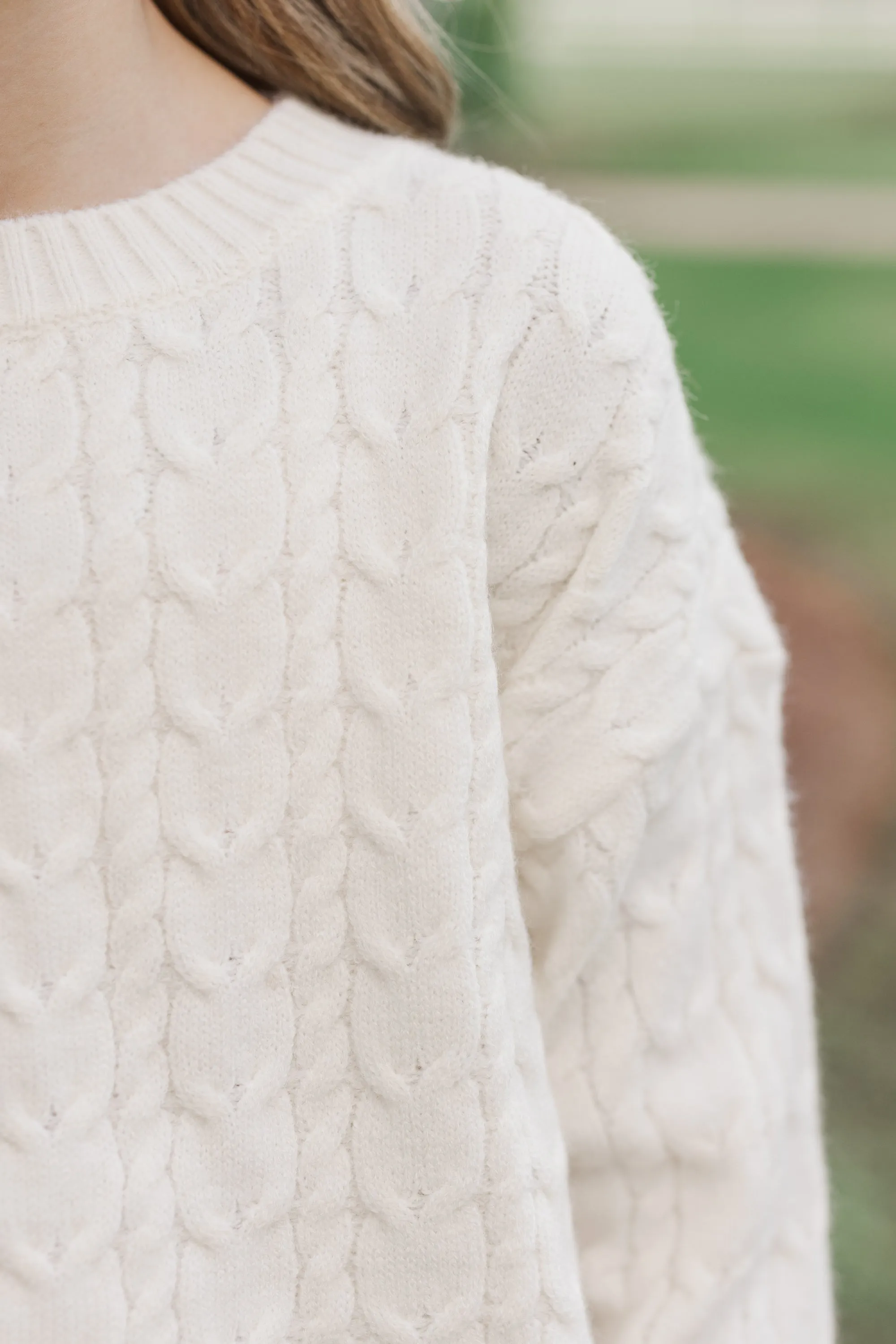 Girls: The Kelcie Back Cream Cable Knit Crop Sweater
