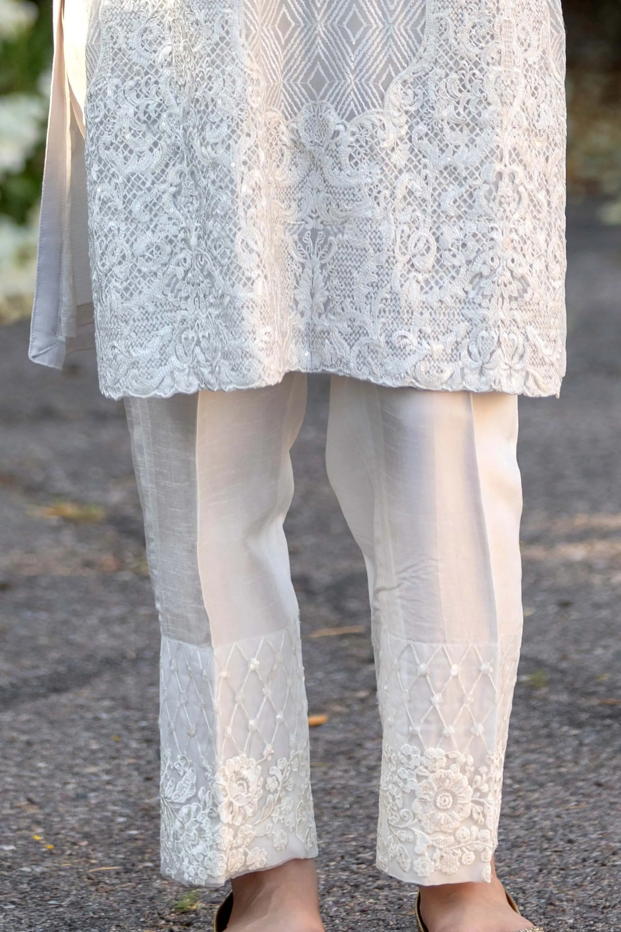 Gray Chiffon Embroidery Suit