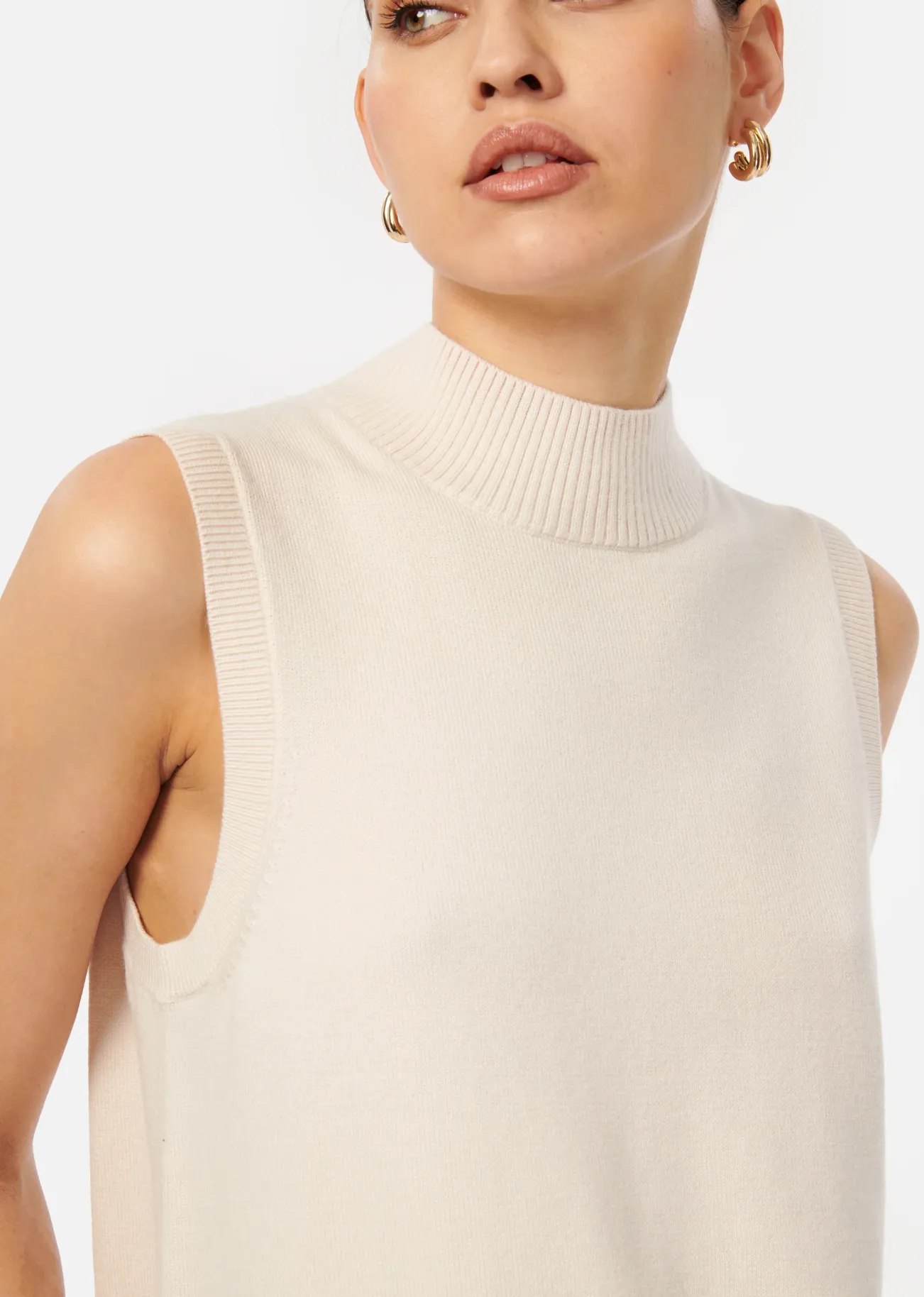 Naftali Sweater Vest Cannoli