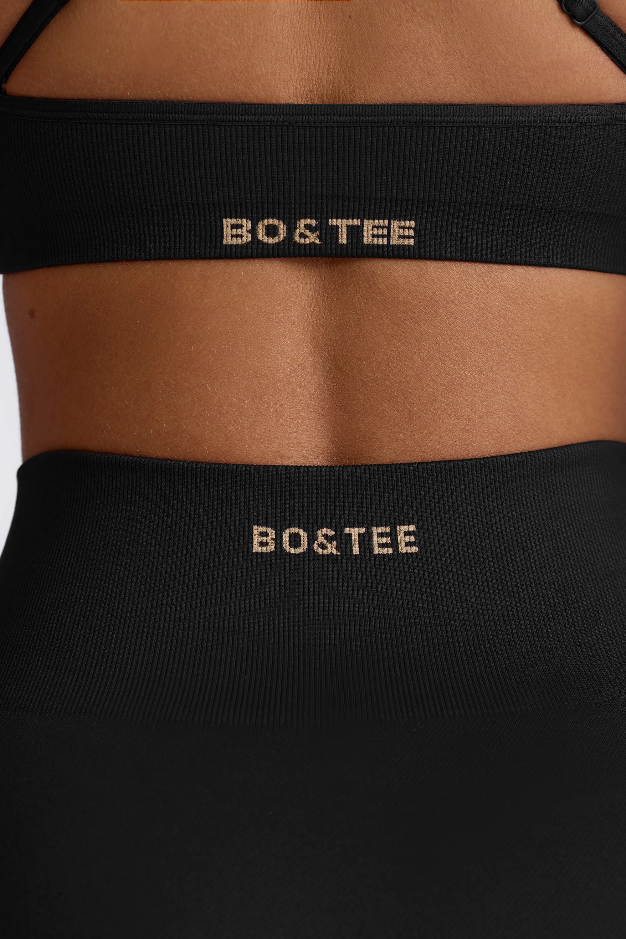 Petite Super Sculpt Seamless Leggings in Black