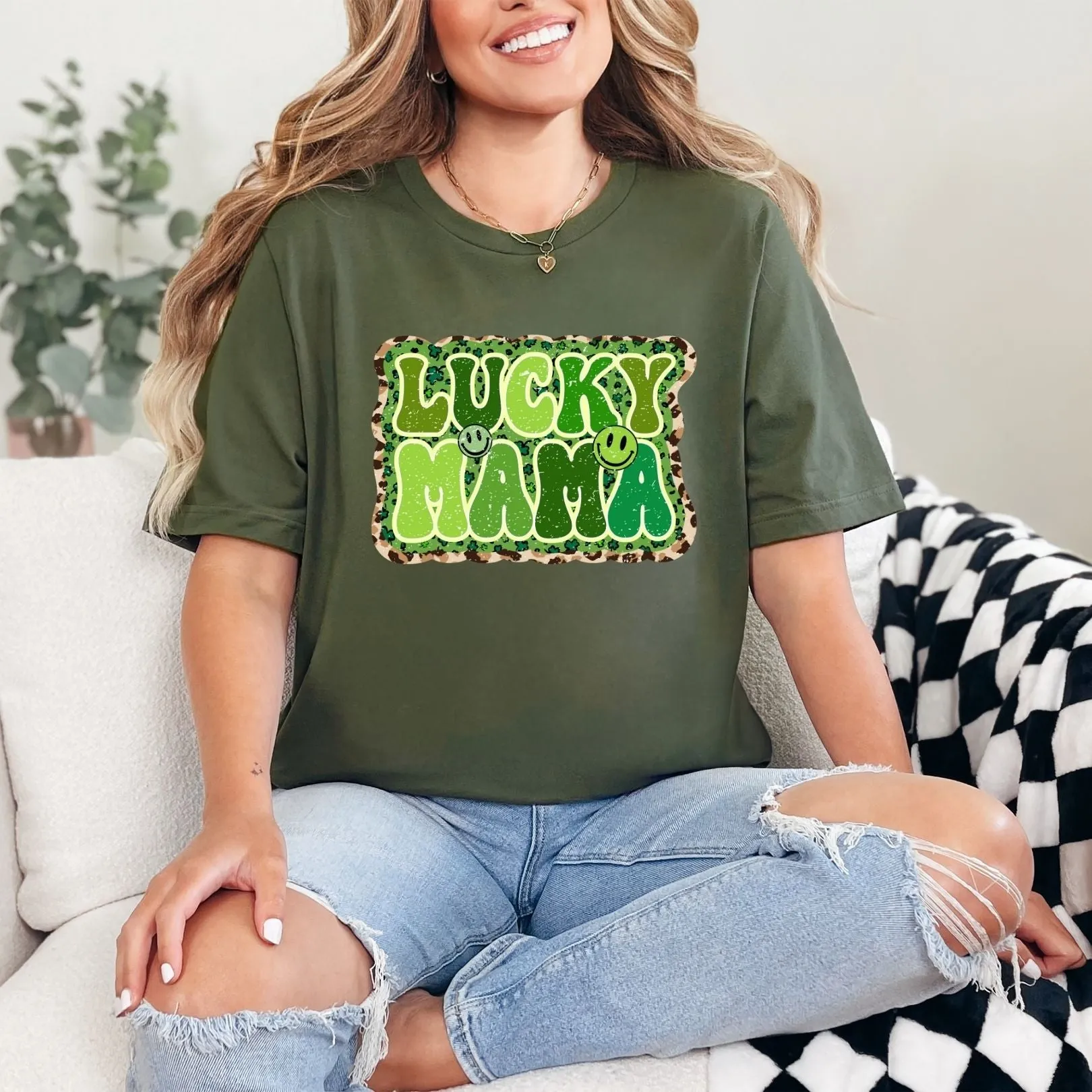 PREORDER: Lucky Mama Graphic Tee (Ships in 1-2 Weeks)