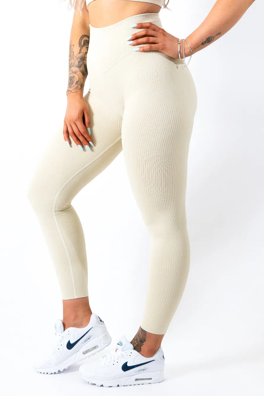 Ruby Rib Scrunchbum Leggings Cream