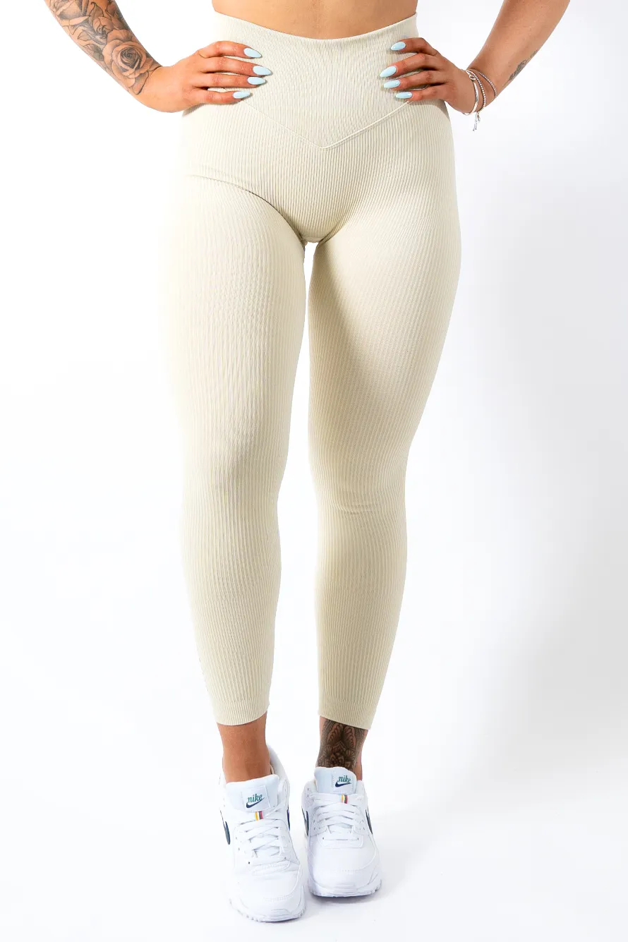 Ruby Rib Scrunchbum Leggings Cream