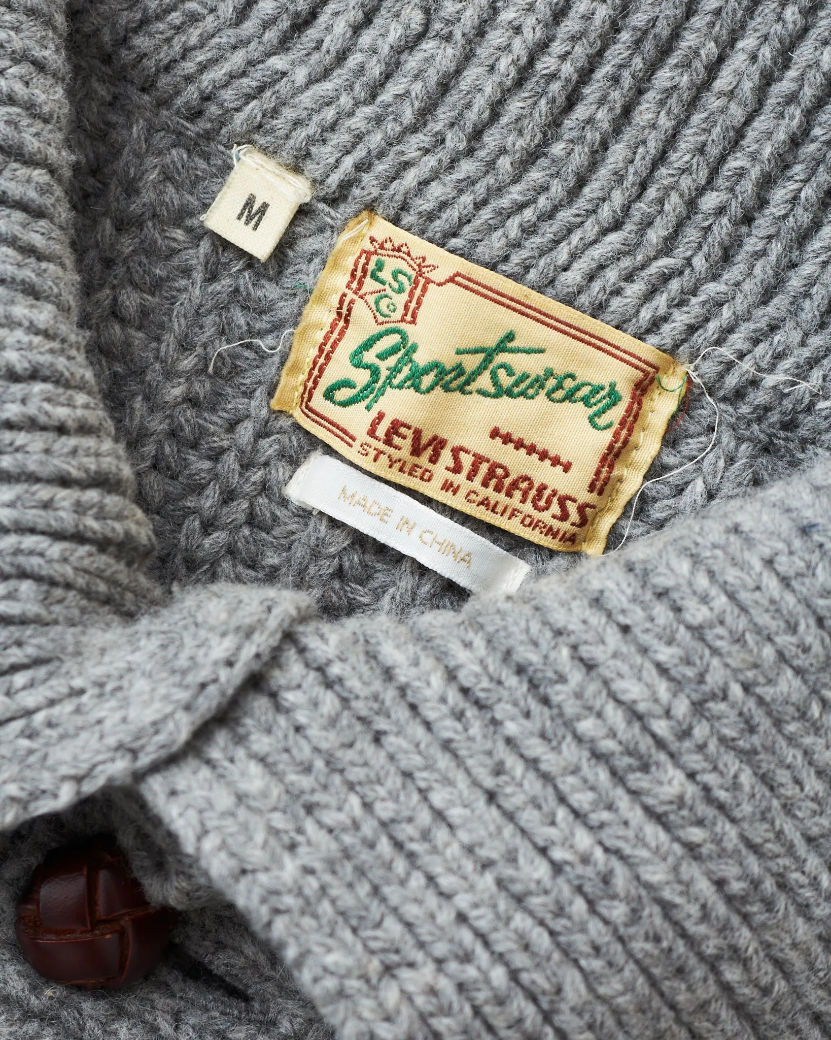 Second Hand Levi's Vintage Clothing LVC Cable Knit Shawl Collar Sweater Size M