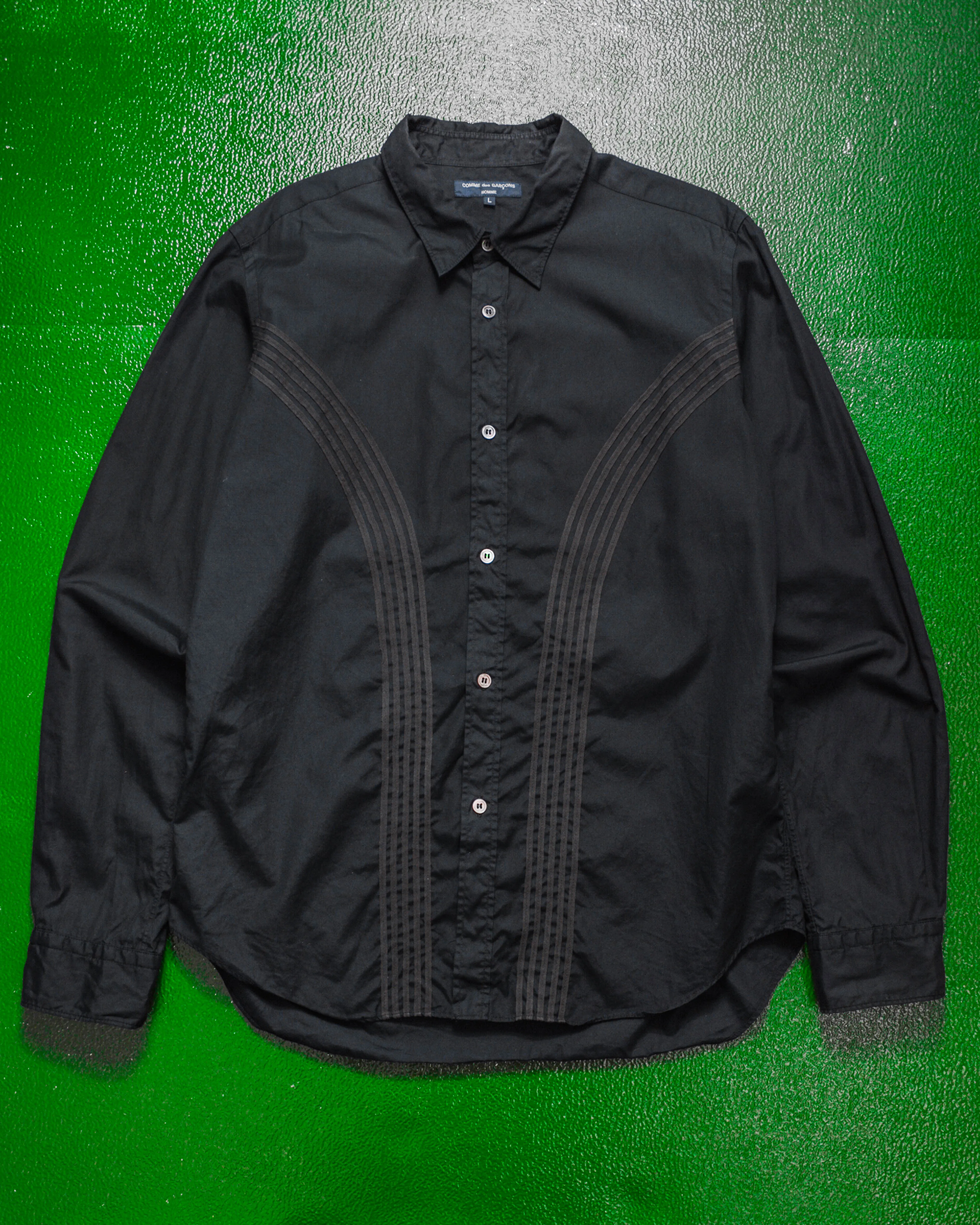 SS07 Black Curved Stripe Tonal Applique Shirt (~M~)