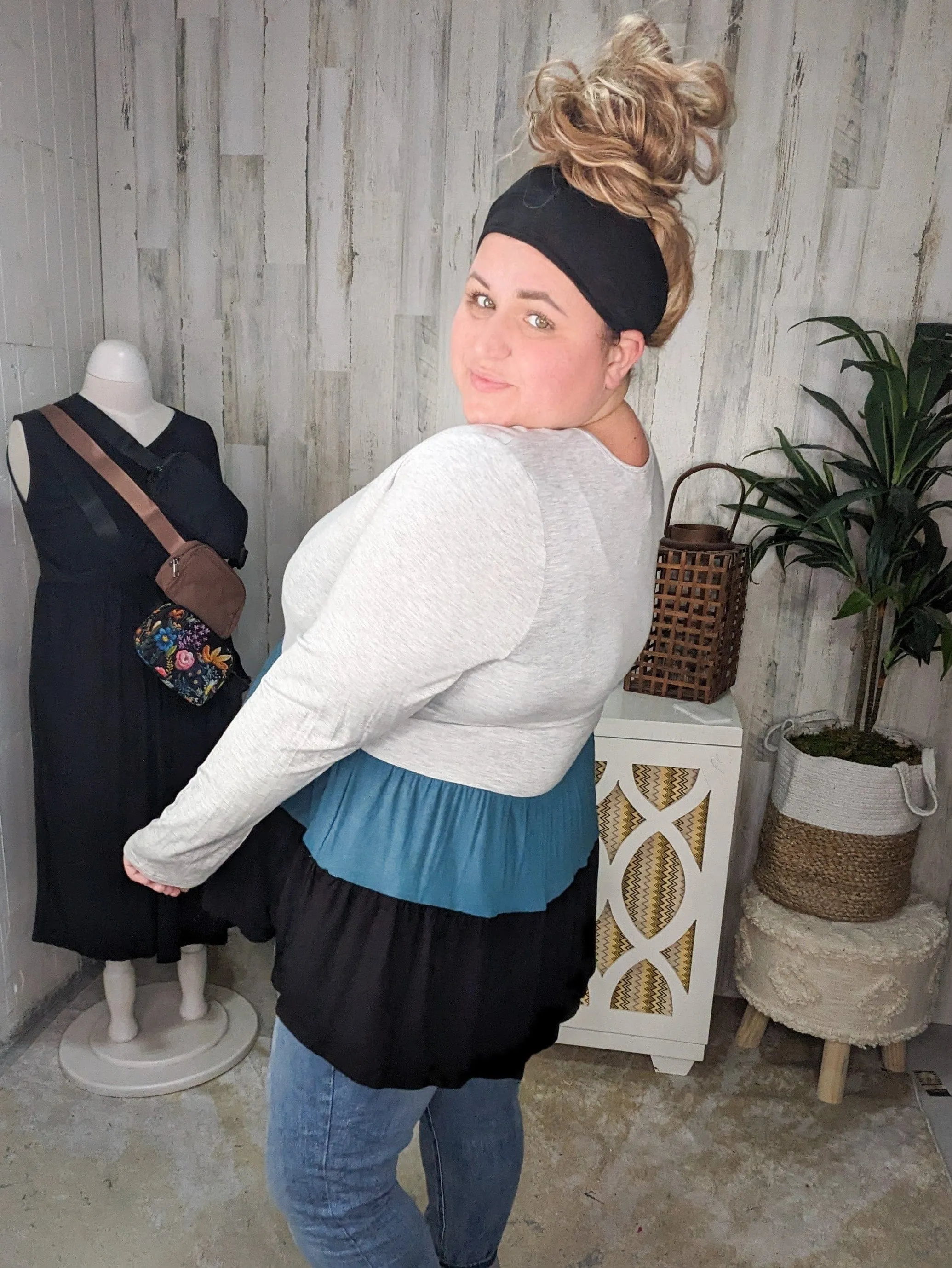 Talia Teal Blocked Shaping Top