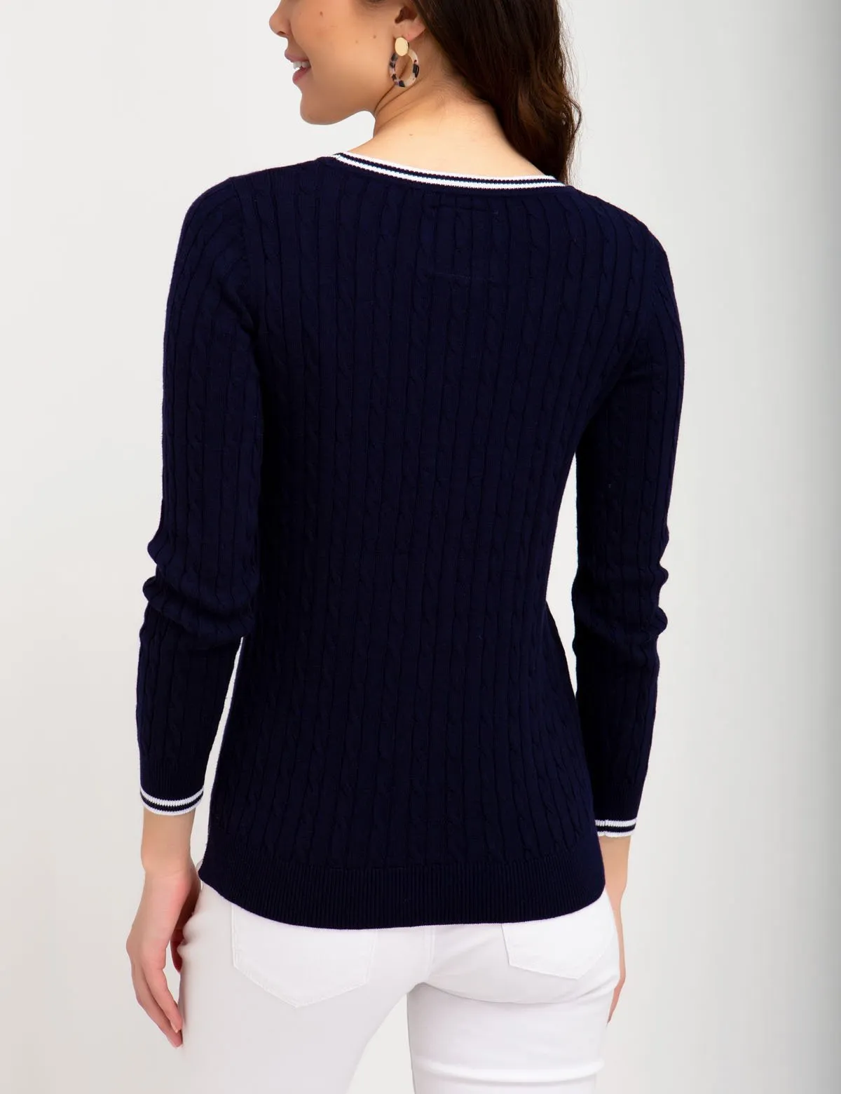 TIPPED CABLE CREW NECK SWEATER