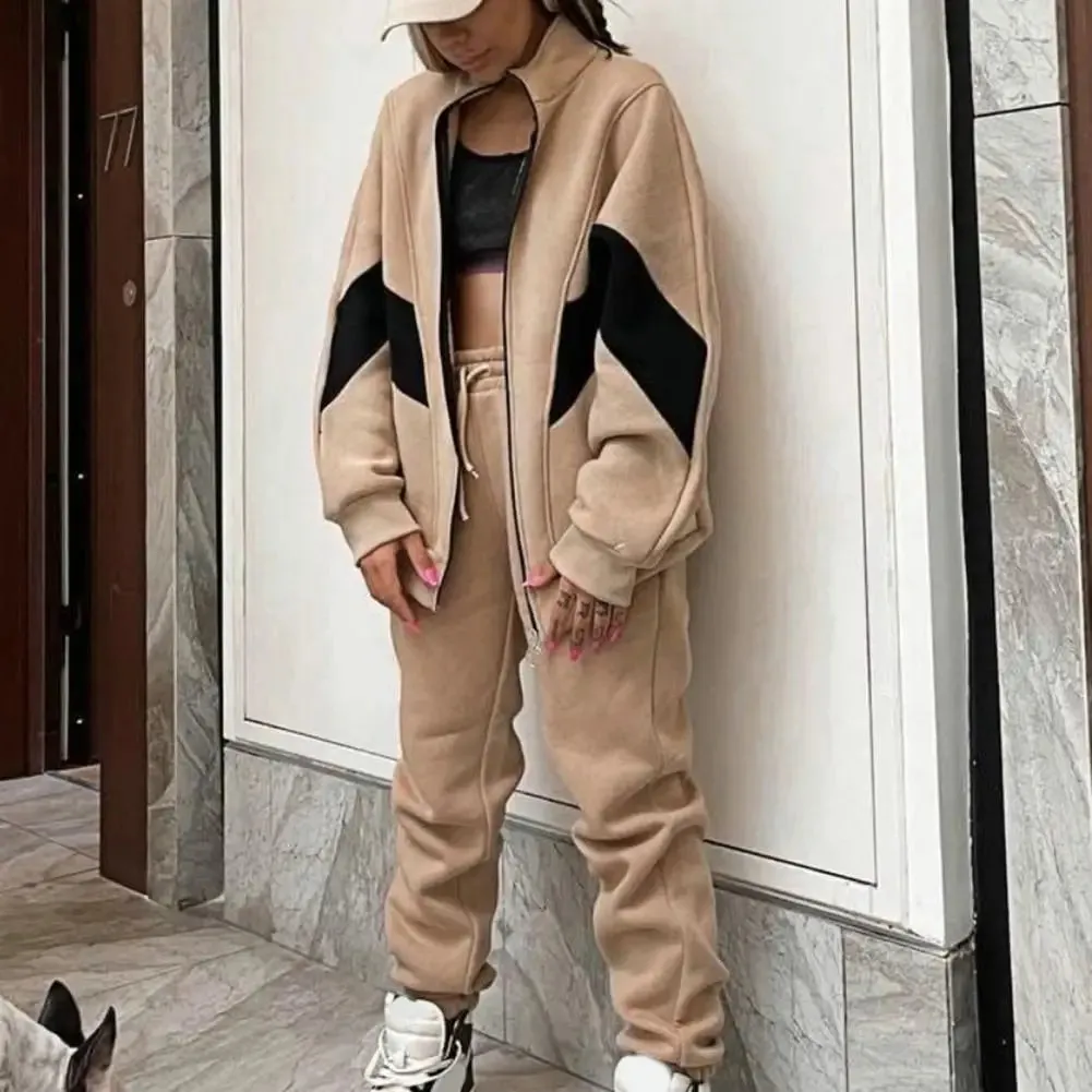 Women Sweatshirt and Sweatpants Tracksuit